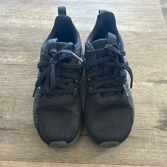 Kids Adidas Sneakers 2 - Picture 3 of 6